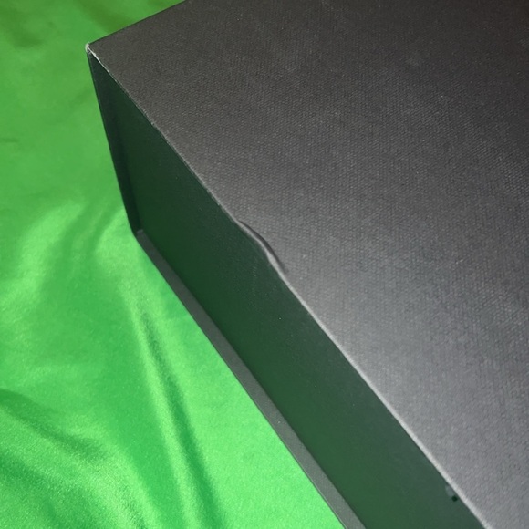 Yves Saint Laurent Black and Gold Large Accessory Box - Picture 3 of 10